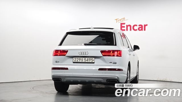 Audi Q7 45 TFSI Quattro
