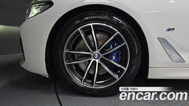 BMW 5-Series 520i M Sport