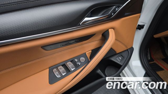 BMW 5-Series 520i M Sport