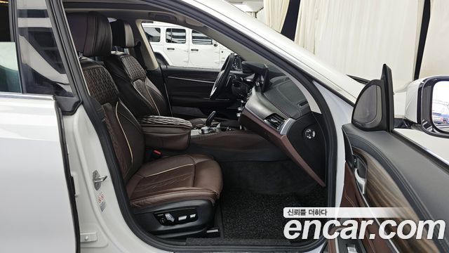 BMW Gran Turismo 630i xDrive Luxury