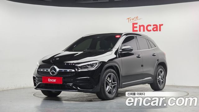 Mercedes-Benz GLA-Class GLA250 4MATIC