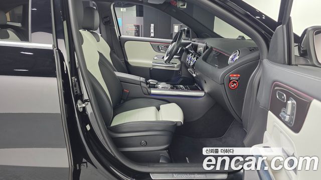 Mercedes-Benz GLA-Class GLA250 4MATIC