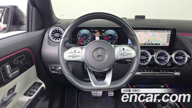 Mercedes-Benz GLA-Class GLA250 4MATIC