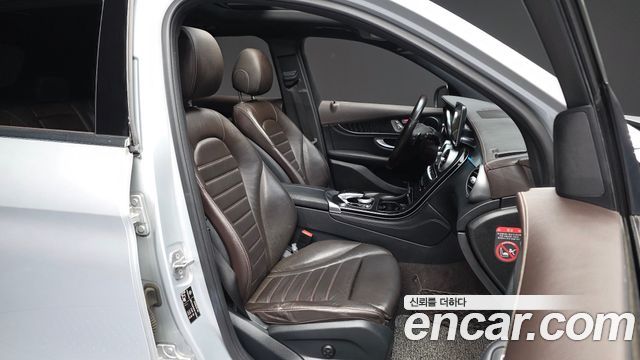 Mercedes-Benz GLC-Class GLC220 d 4MATIC Premium