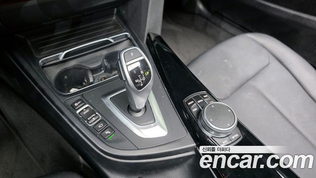 BMW 4-Series 420i Gran Coupe Special Edition