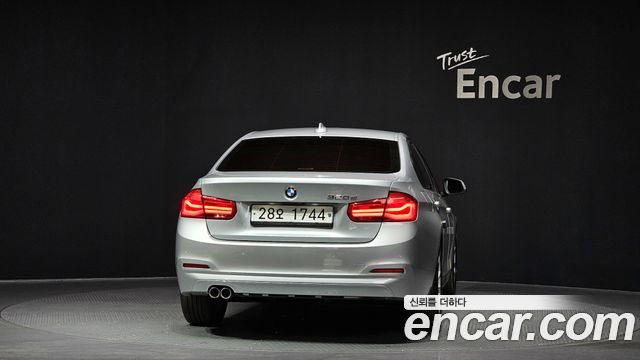 BMW 3-Series 320d