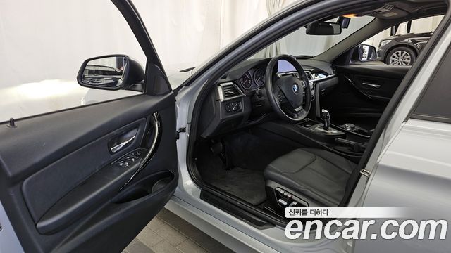 BMW 3-Series 320d