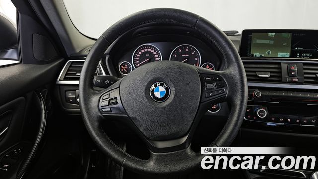 BMW 3-Series 320d
