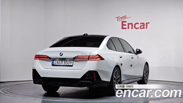 BMW 5-Series 520i M Sport