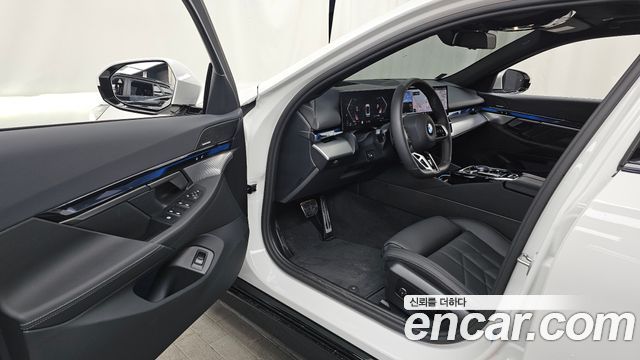BMW 5-Series 520i M Sport