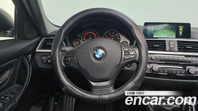BMW 3-Series 320d