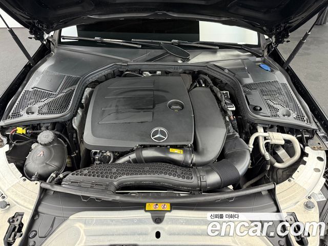 Mercedes-Benz C-Class C200 AMG Line