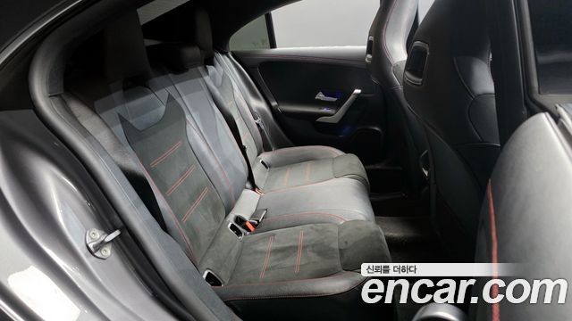 Mercedes-Benz CLA-Class CLA250 4MATIC
