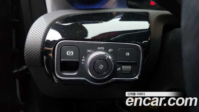 Mercedes-Benz CLA-Class CLA250 4MATIC