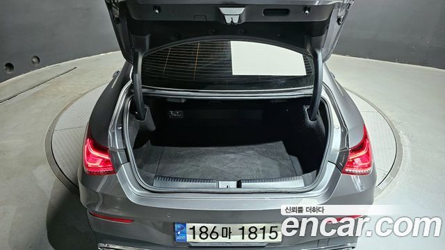 Mercedes-Benz CLA-Class CLA250 4MATIC