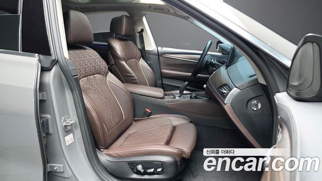 BMW Gran Turismo 630i xDrive Luxury