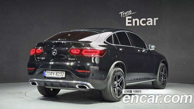 Mercedes-Benz GLC-Class GCL300 4MATIC Coupe