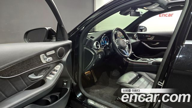 Mercedes-Benz GLC-Class GCL300 4MATIC Coupe