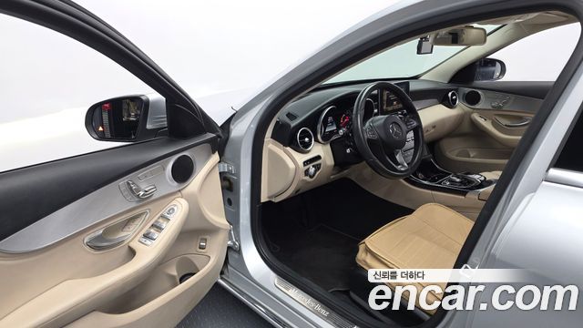 Mercedes-Benz C-Class C220 d Avantgarde