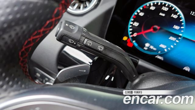 Mercedes-Benz GLA-Class GLA250 4MATIC