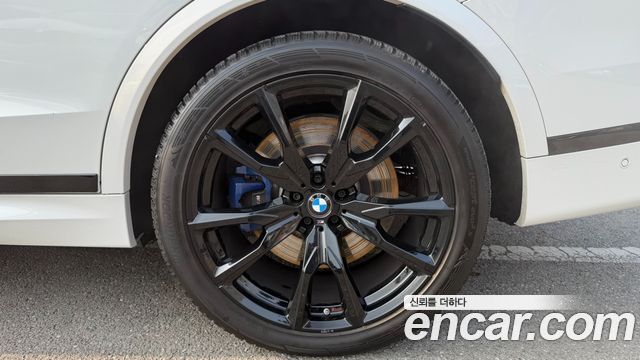 BMW X7 M60i xDrive M sport 6STR