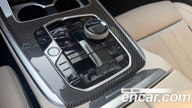 BMW X7 M60i xDrive M sport 6STR