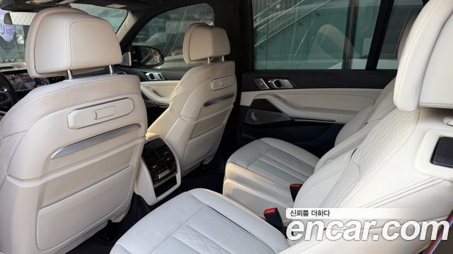 BMW X7 M60i xDrive M sport 6STR