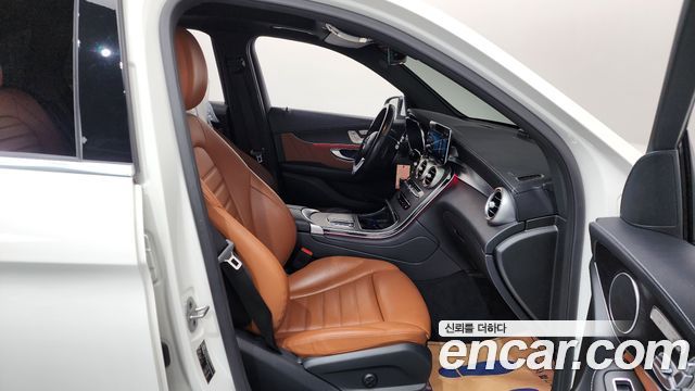 Mercedes-Benz GLC-Class GLC300 4MATIC