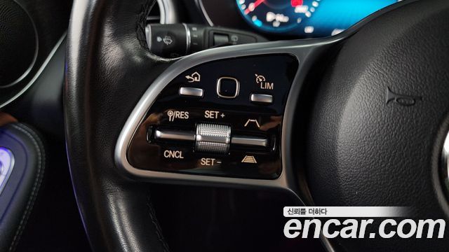 Mercedes-Benz GLC-Class GLC300 4MATIC