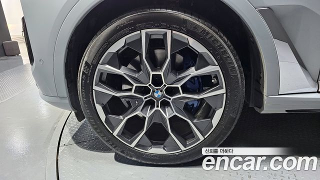 BMW X7 xDrive 40i M Sport 7STR