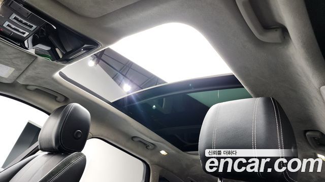 Land Rover Range Rover Velar 3.0 P380 R-Dynamic SE