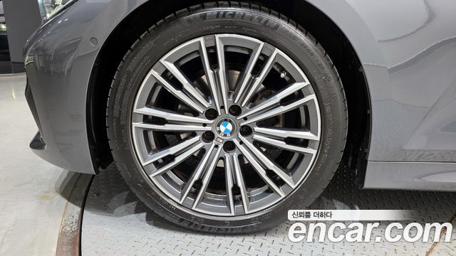 BMW 3-Series 320i M Sport