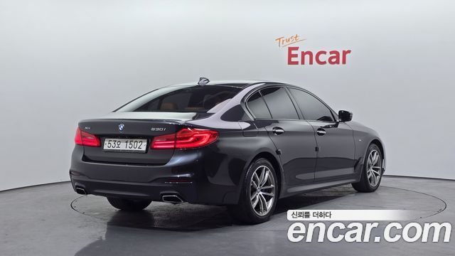 BMW 5-Series 530i xDrive M Sport Package