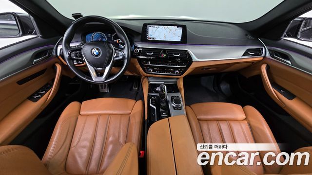 BMW 5-Series 530i xDrive M Sport Package