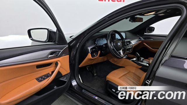 BMW 5-Series 530i xDrive M Sport Package
