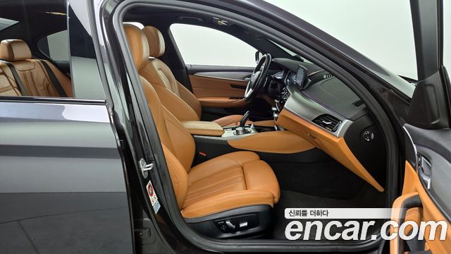 BMW 5-Series 530i xDrive M Sport Package