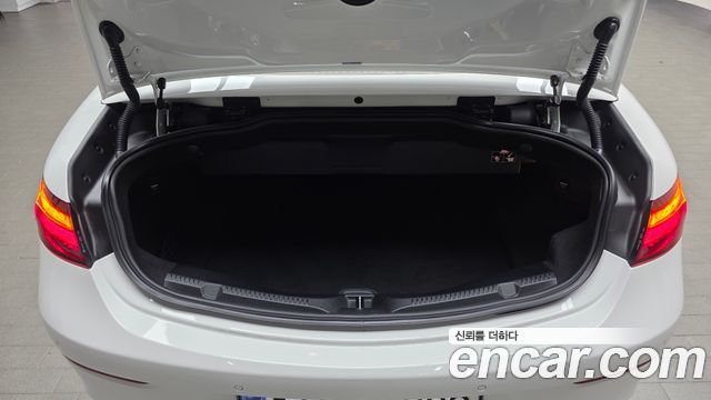 Mercedes-Benz E-Class E220d Cabriolet