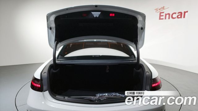 Mercedes-Benz E-Class E300d 4MATIC Coupe