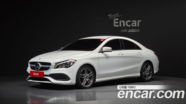 Mercedes-Benz CLA-Class CLA220 AMG Line