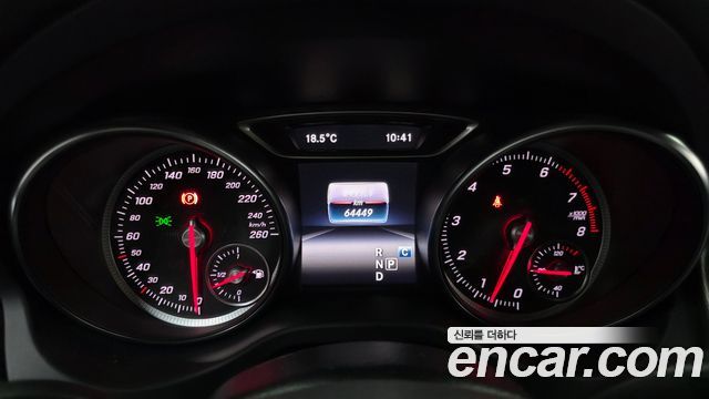 Mercedes-Benz CLA-Class CLA220 AMG Line