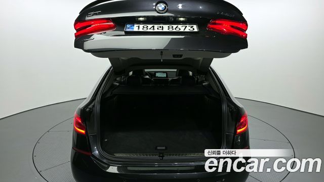 BMW Gran Turismo 640i xDrive Luxury