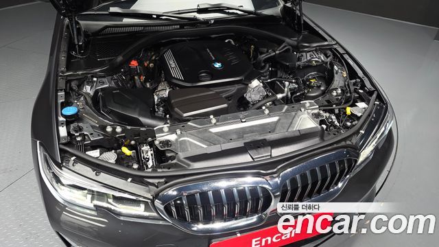 BMW 3-Series 320d Luxury