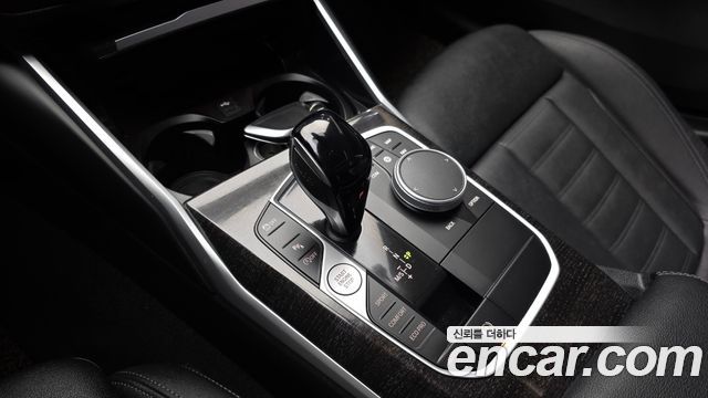 BMW 3-Series 320d Luxury
