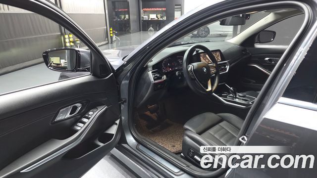 BMW 3-Series 320d Luxury