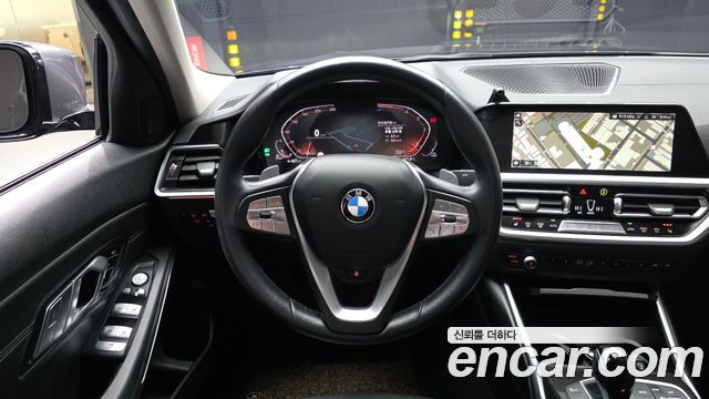 BMW 3-Series 320d Luxury