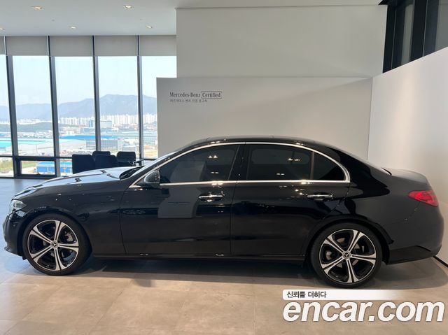 Mercedes-Benz C-Class W206 C300 4MATIC Avantgarde