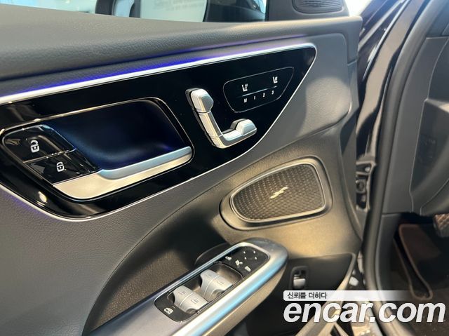 Mercedes-Benz C-Class W206 C300 4MATIC Avantgarde