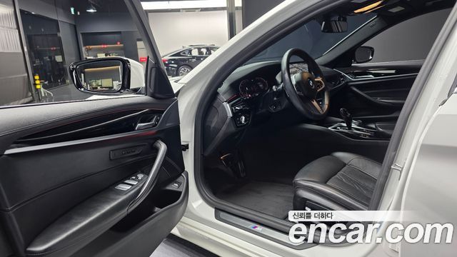 BMW 5-Series 520d M Sport Package Plus