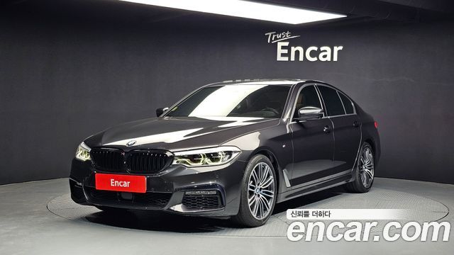 BMW 5-Series 530i M Sport Package Plus