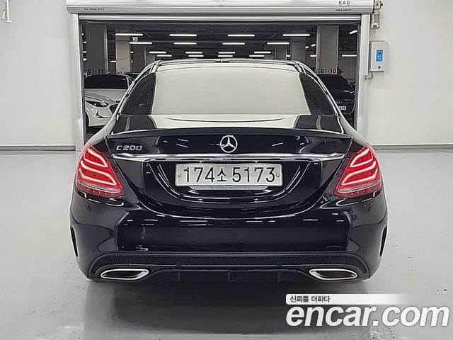 Mercedes-Benz C-Class C200 AMG Line
